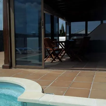 Playa Blanca Sleeps 6 Pool Wifi * Playa Blanca (Lanzarote)